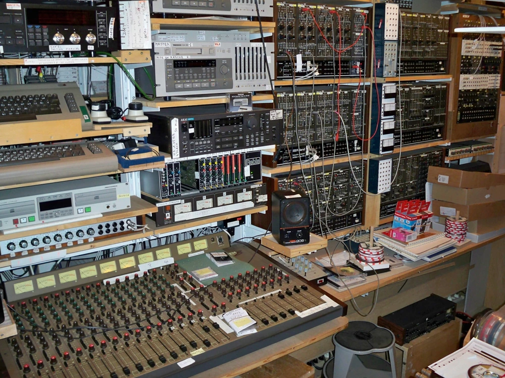 Hommage à Janine et Oscar Wiggli (Geneviève Boillat + Robert Torche) (CH)